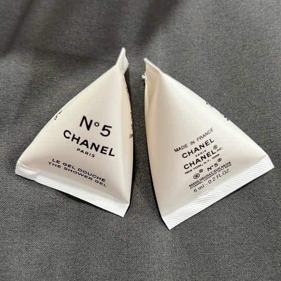 New Chanel factory 5 shower gel 2 pack - Picture 3 of 3